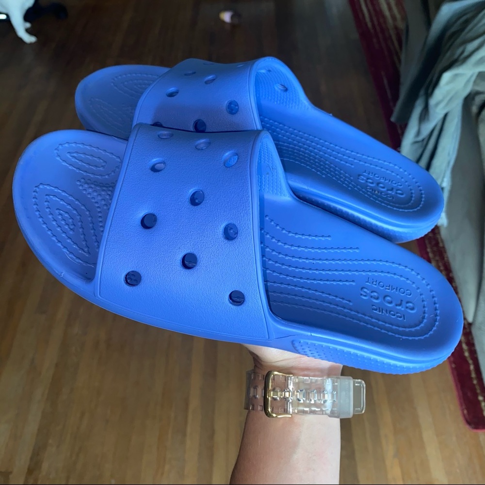 LIKE NEW CROC SLIDES! M6 W8. Blue-ish / Purple.